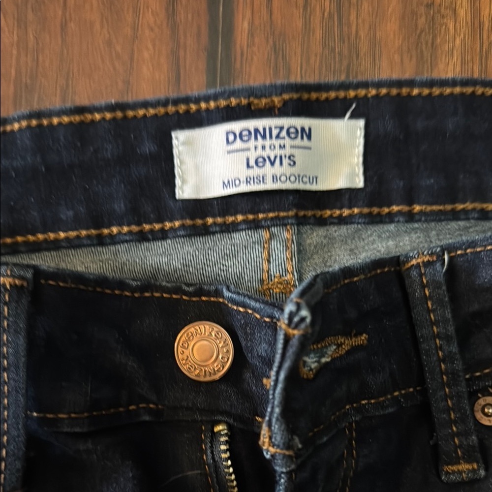 Women's Blue Jeans - Picture 2 of 5